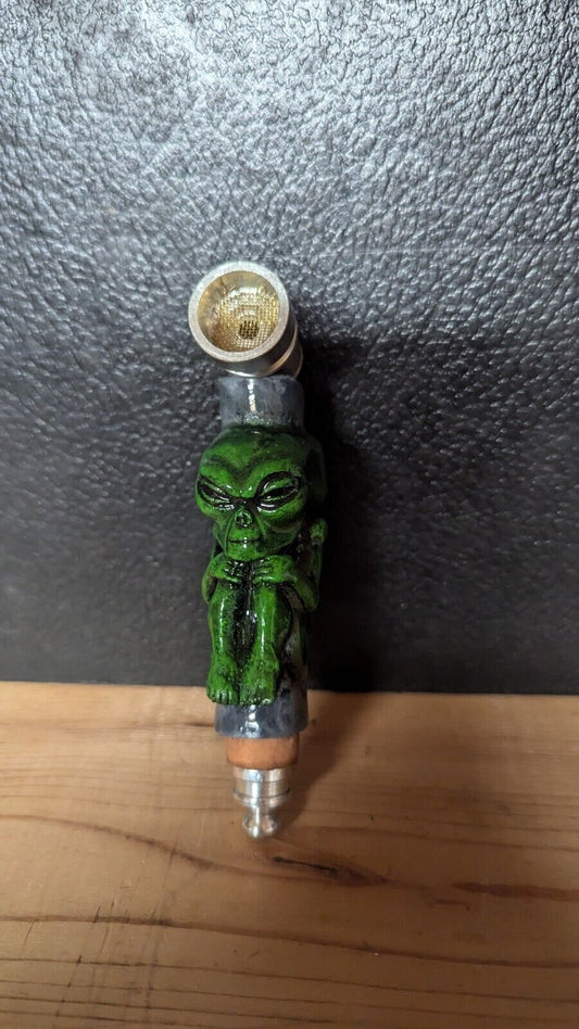 Alien Themed Smoking Pipe