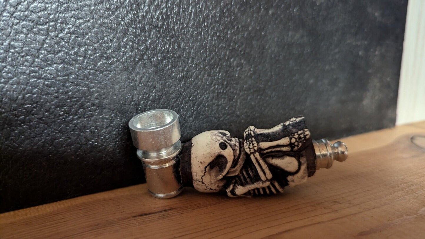 Skeleton Themed Smoking Pipe